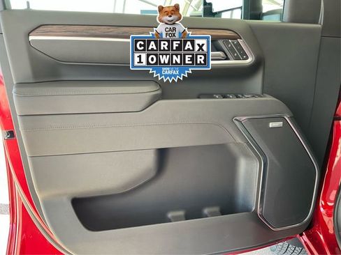 Used 2025 GMC Sierra 3500 SLT w/ SLT Premium Package image 19