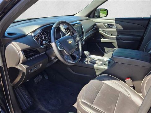 Used 2023 Chevrolet Traverse Premier w/ LPO, Cargo Package FWD image 10