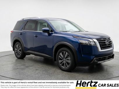 Used 2025 Nissan Pathfinder SV
