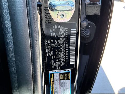 Used 2025 Kia Telluride S FWD image 35
