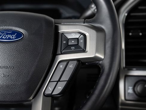 Used 2022 Ford F250 Platinum w/ Tremor Off-Road Package image 32