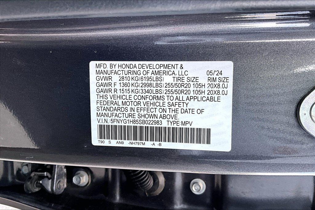 Used 2025 Honda Pilot Elite image 16