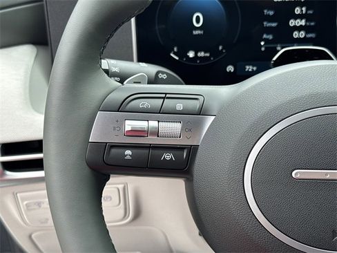 New 2026 Hyundai Tucson Limited image 18