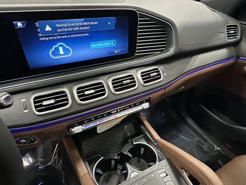 New 2026 Mercedes-Benz GLE 450 4MATIC Coupe image 32