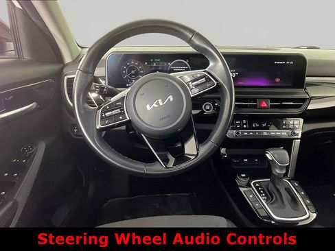 Used 2024 Kia Seltos S AWD/4WD image 8