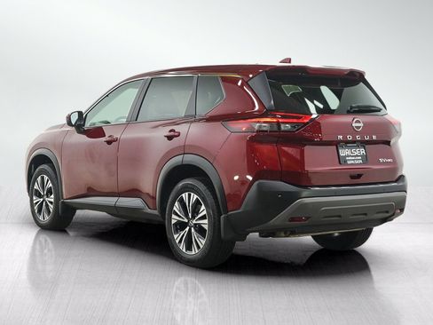 Used 2023 Nissan Rogue SV AWD/4WD image 3