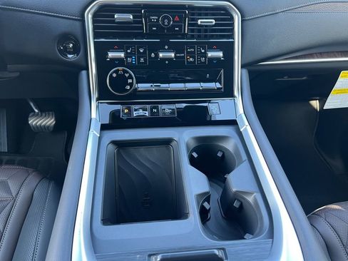 New 2026 Nissan Armada Platinum image 3