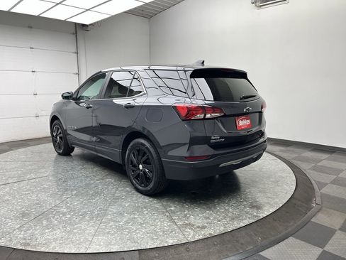 Certified 2022 Chevrolet Equinox LT AWD/4WD image 2
