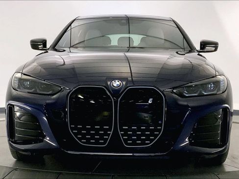 Certified 2023 BMW i4 eDrive40 w/ M Sport Package RWD image 2