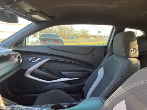 Used 2019 Chevrolet Camaro LT w/ RS Package image 10