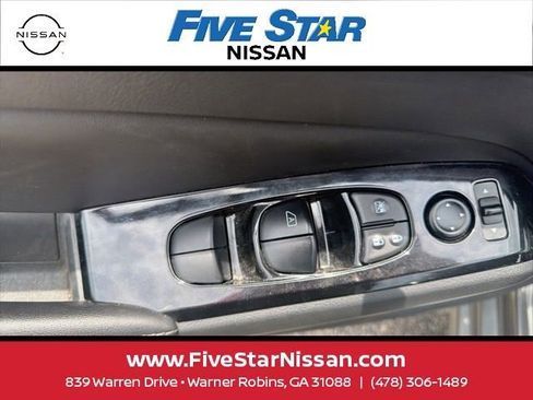 Used 2023 Nissan Altima 2.5 SV FWD image 22