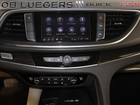 Certified 2023 Buick Enclave Essence image 24