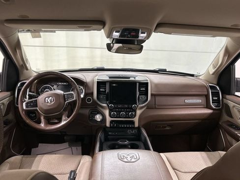 Used 2019 RAM 1500 Laramie AWD/4WD image 19