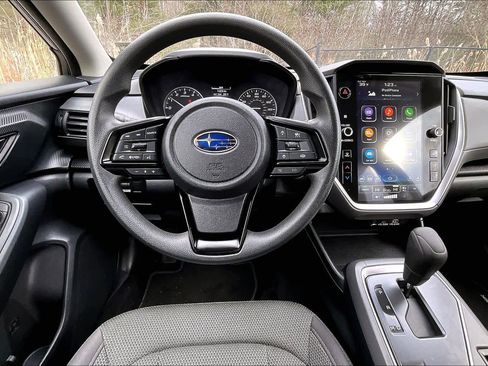 Used 2024 Subaru Crosstrek 2.0i Premium image 5