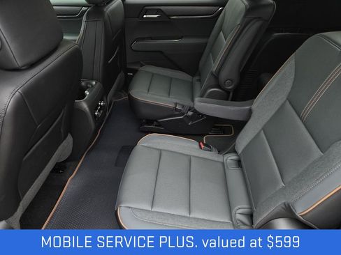 New 2026 GMC Acadia AT4 w/ Luxury Package image 4