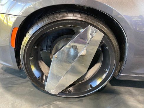 Used 2022 Chrysler 300 Touring L w/ Popular Equipment Group RWD image 6