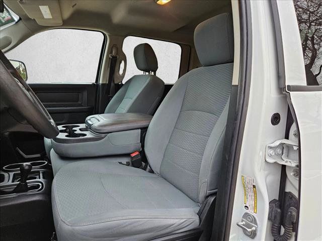 Used 2018 RAM 2500 Tradesman w/ Chrome Appearance Group AWD/4WD image 20