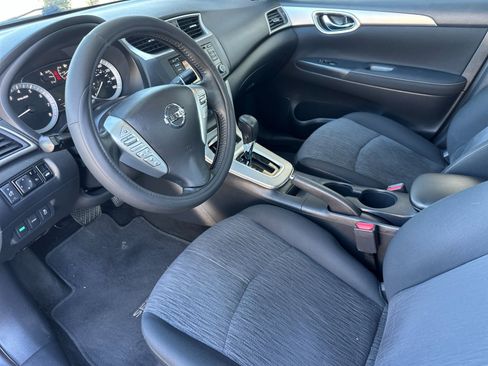 Used 2015 Nissan Sentra SV image 9
