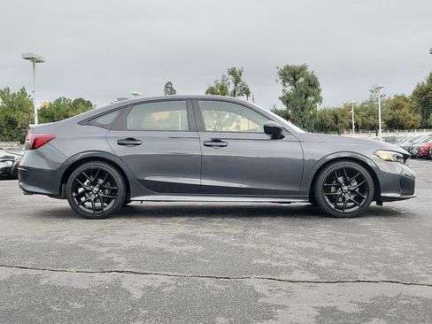 Used 2025 Honda Civic Sport image 30