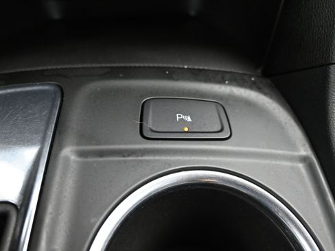 Certified 2022 Chevrolet Equinox LT FWD image 21