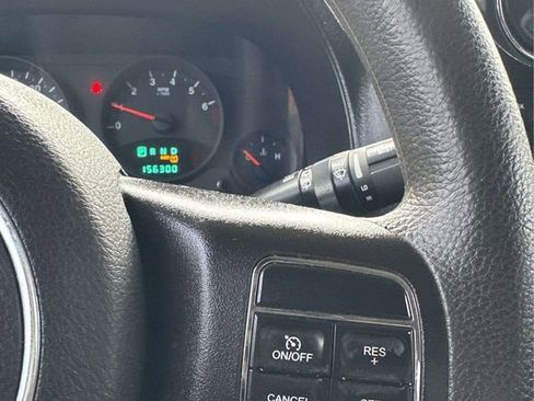 Used 2013 Jeep Patriot Sport w/ Tire & Wheel Group image 29