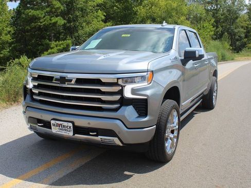 New 2025 Chevrolet Silverado 1500 High Country image 3