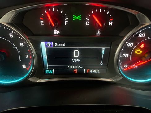 Used 2017 Chevrolet Malibu LT image 13