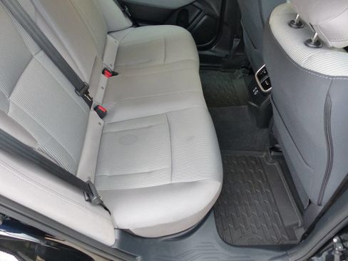 Used 2025 Subaru Legacy Premium image 31