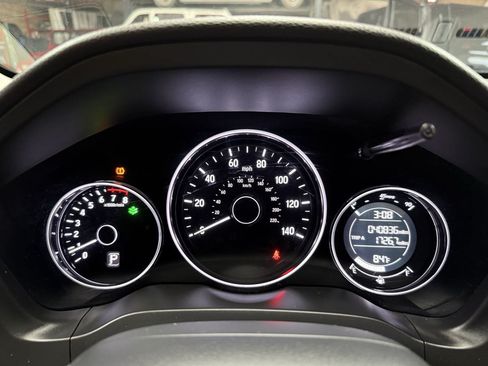 Used 2022 Honda HR-V LX image 13