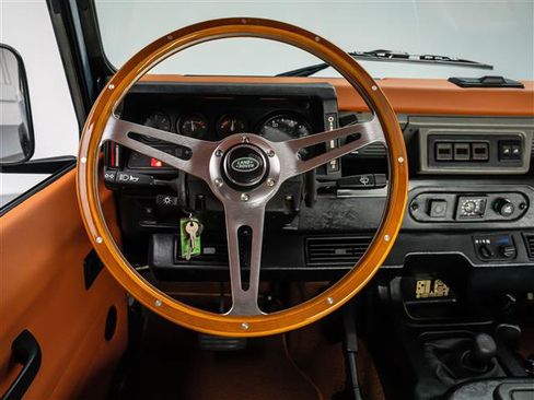 Used 1997 Land Rover Defender 90 AWD/4WD image 23