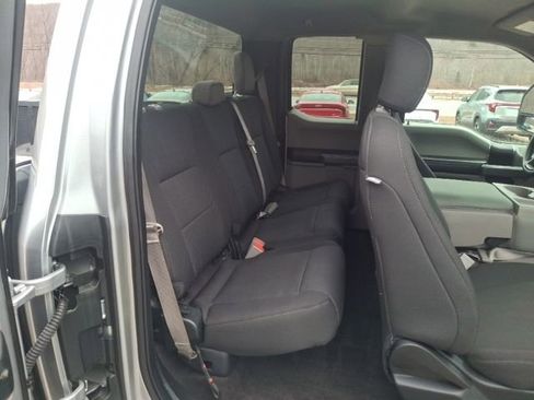 Used 2020 Ford F150 XLT w/ Heavy-Duty Payload Package image 28