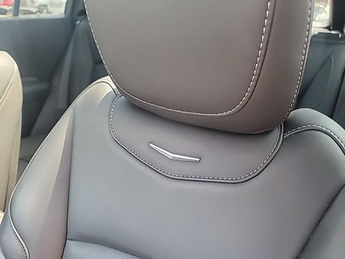Used 2024 Cadillac XT4 Premium Luxury w/ Technology Package FWD image 25