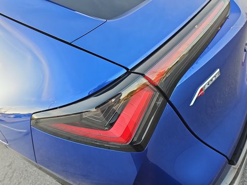 Certified 2025 Acura ADX A-Spec image 32