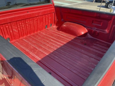 Used 2011 Toyota Tundra 4x4 CrewMax w/ Tow Pkg image 20