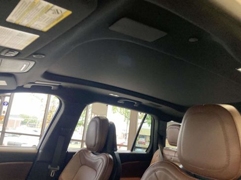 Used 2025 Lincoln Aviator Reserve w/ Equipment Group 201A image 23