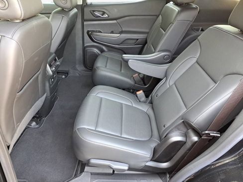 Certified 2023 GMC Acadia SLT w/ Elevation Edition image 11