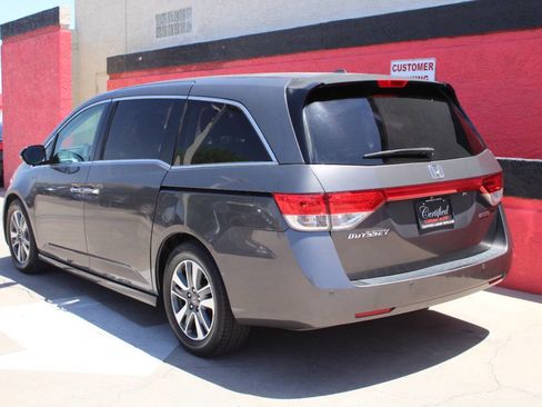 Used 2017 Honda Odyssey Touring image 9