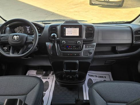 Used 2024 RAM ProMaster 2500 FWD image 22