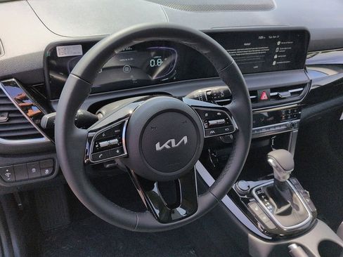 New 2026 Kia Seltos S AWD/4WD image 9