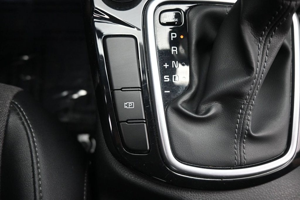 Certified 2025 Kia Seltos S FWD image 31