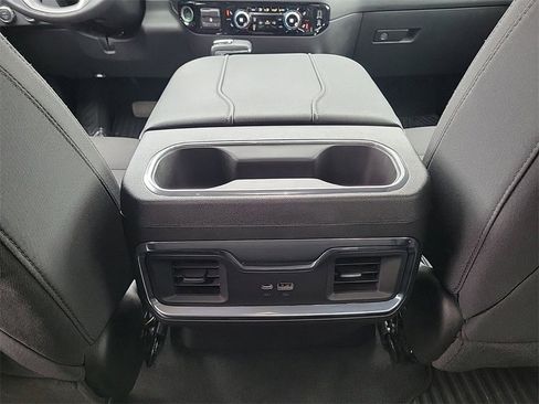 Used 2023 GMC Sierra 1500 Elevation w/ X31 Off-Road Package image 10