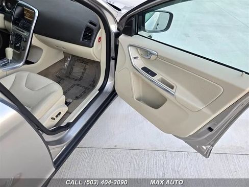 Used 2012 Volvo XC60 T6 image 20