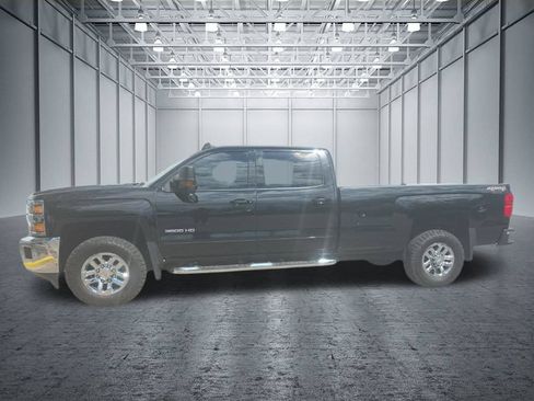 Used 2016 Chevrolet Silverado 3500 LT w/ LT Convenience Package AWD/4WD image 3
