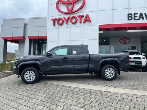 New 2026 Toyota Tacoma SR5 AWD/4WD image 2