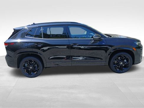 Used 2025 Volkswagen Tiguan SE R-Line image 8