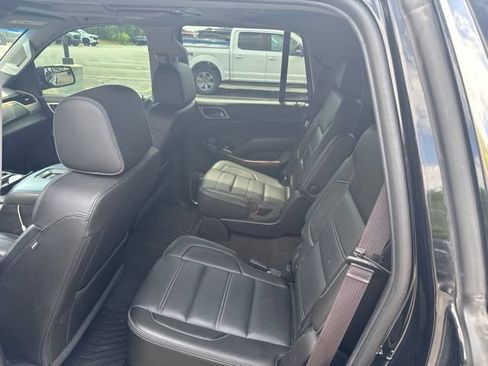 Used 2017 GMC Yukon Denali w/ Open Road Package AWD/4WD image 6