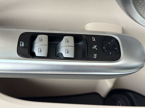 Used 2026 Mercedes-Benz C 300 Sedan image 18