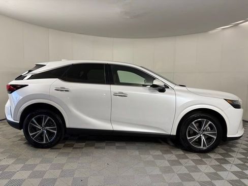 Used 2025 Lexus RX 350 FWD w/ Technology Package image 9