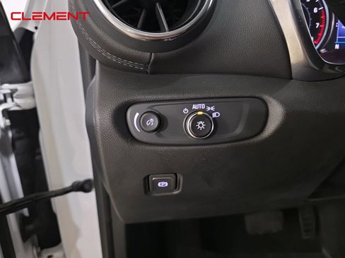 Used 2022 Chevrolet Blazer LT image 10