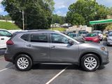 Used 2019 Nissan Rogue SV image 6